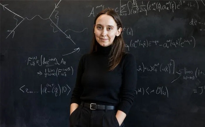 ALMANAQUE-DO-ESTUDANTE-Imagem-Para-o-Artigo-Ela-foi-rejeitada-pelo-MIT-e-por-Harvard.Hoje-ajuda-a-desvendar-os-misterios-do-Universo-I.webp